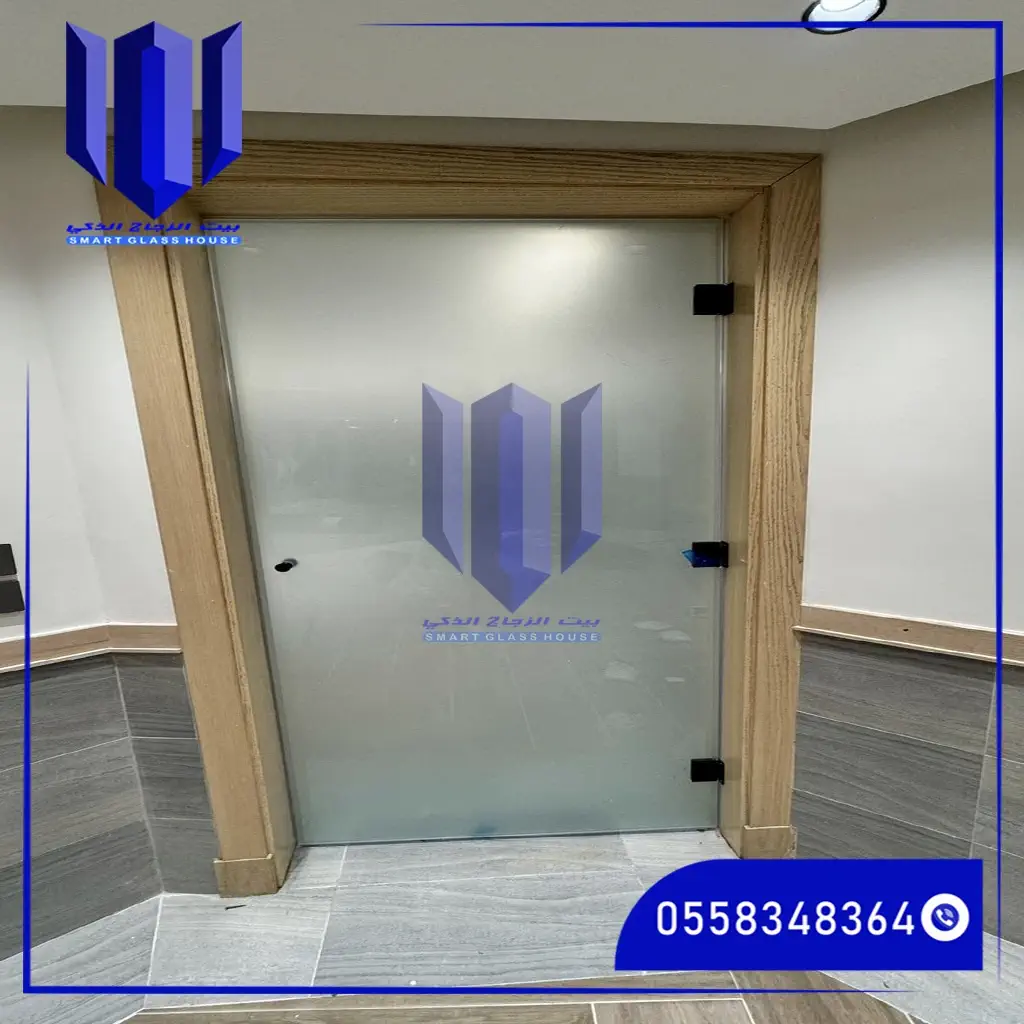 الأبواب الزجاجية